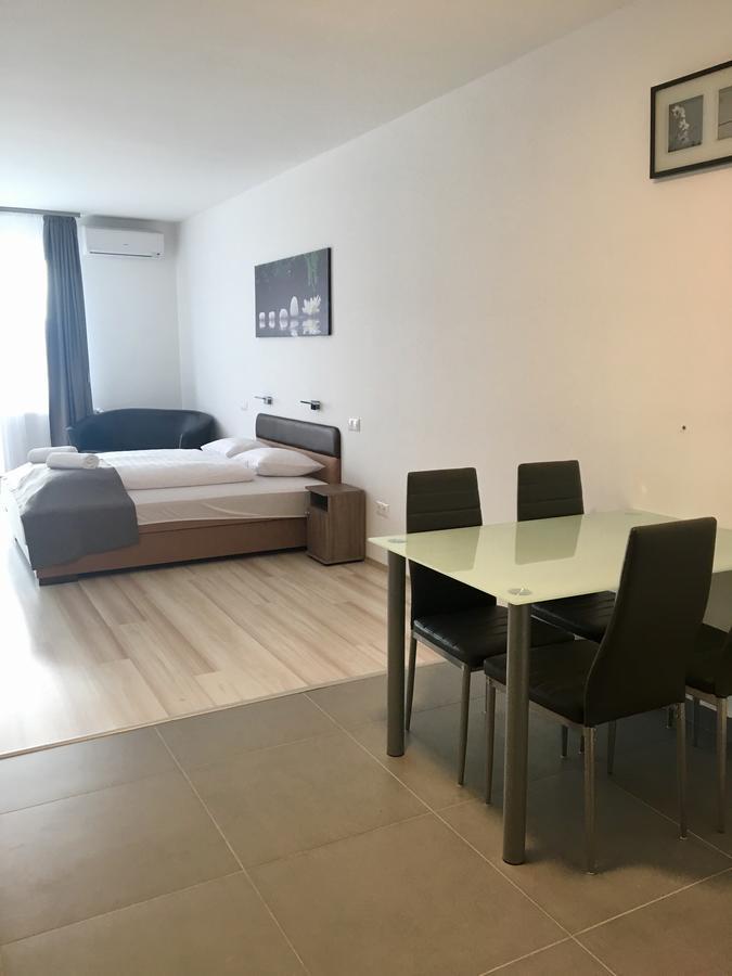 F&M Apartman Egerszalók Екстериор снимка